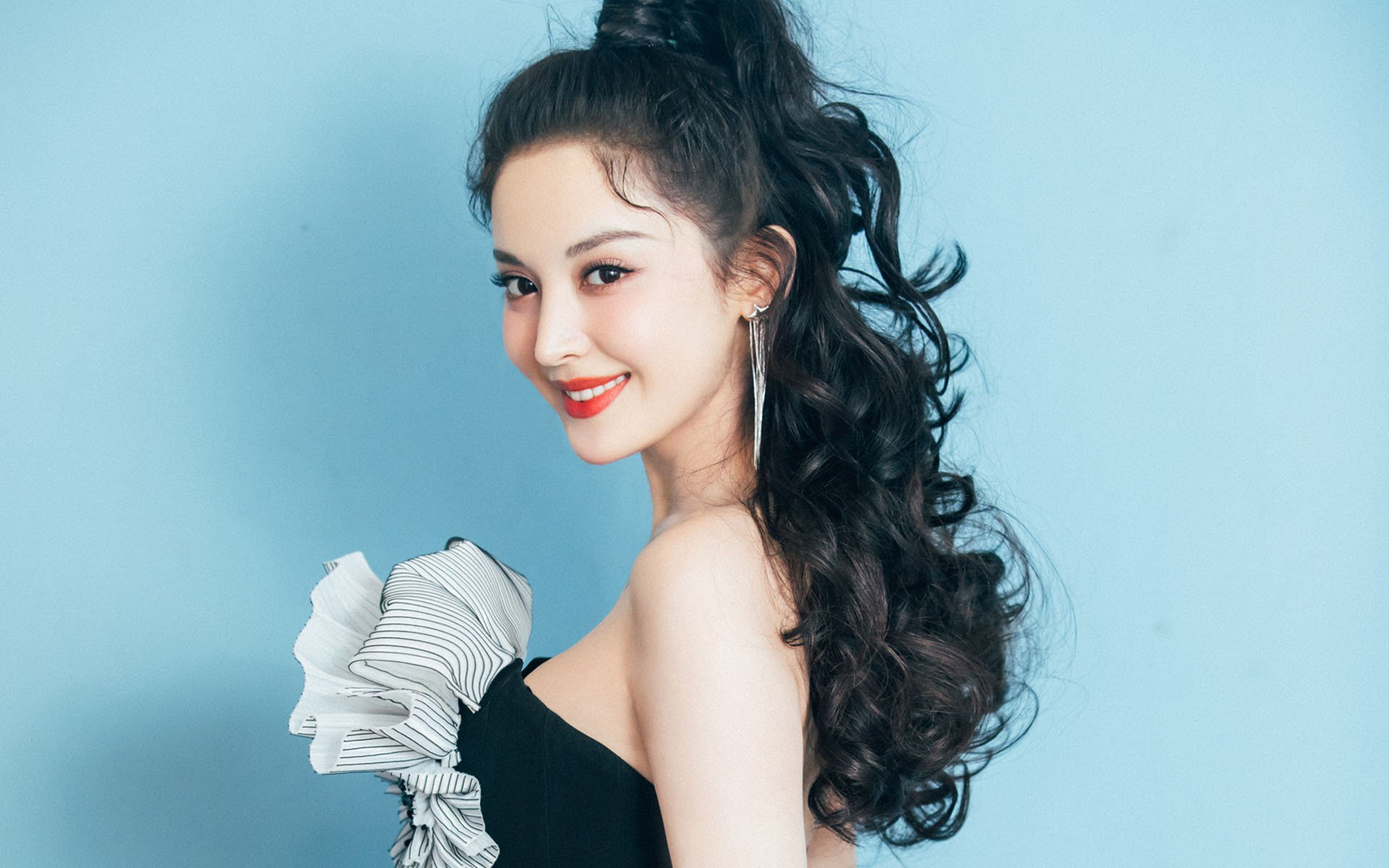 开云体育登入-詹姆斯·奥康纳的精准罚球,帮助袋鼠队锁定胜局,詹姆斯奥尔