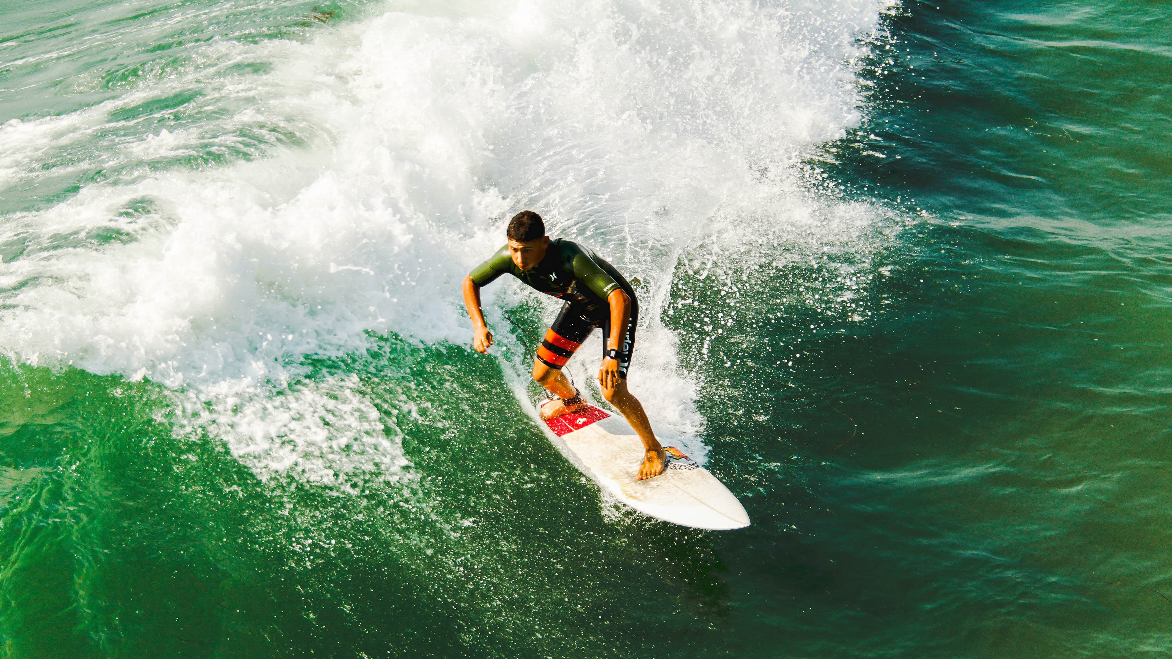 开云体育移动版-赛后媒体评分出炉表现优异球员荣登榜单引发关注,球员赛后评分网站